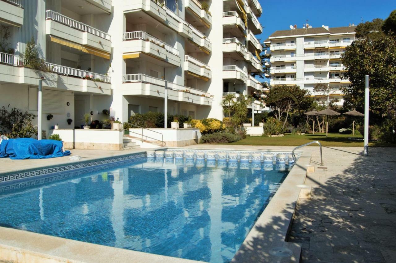 Apartamento Alessia Garden リョレート・デ・マル エクステリア 写真